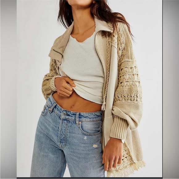 Free People Sweaters - Free People Dune Bug Crochet Cardigan Women’s Size Small Oatmeal‎ Oversized